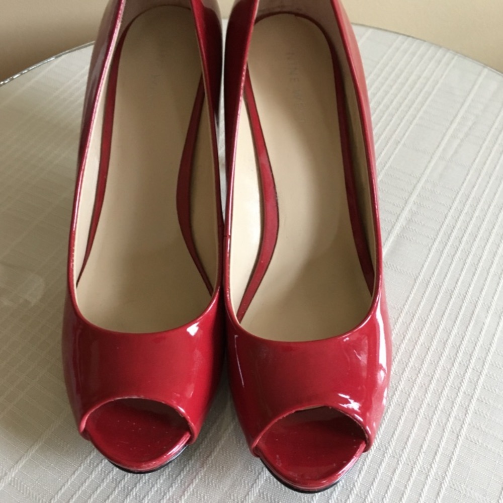 Red Nine West Heels